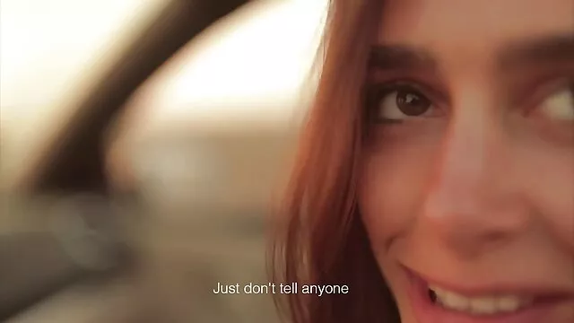 Természetesen Busty Girl sexfilmek magyarul Fingers neki spriccelő punci