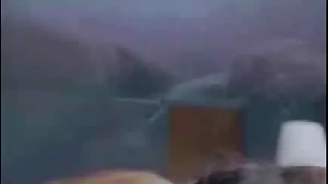Busty vörös szexfilm szuka Kayla mélytorkú, nagy kövér kakas perverz videóban