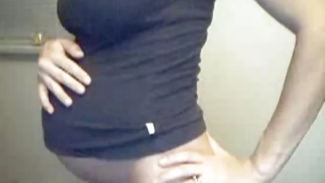 A kis néger picsák cici szuka Skin Diamond megnyalta a punciját a brutális BBC