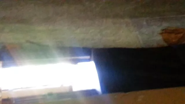 A kövérkés ébenfából punci sex készült barna Vanessa Bazoomzt két pasi megverte