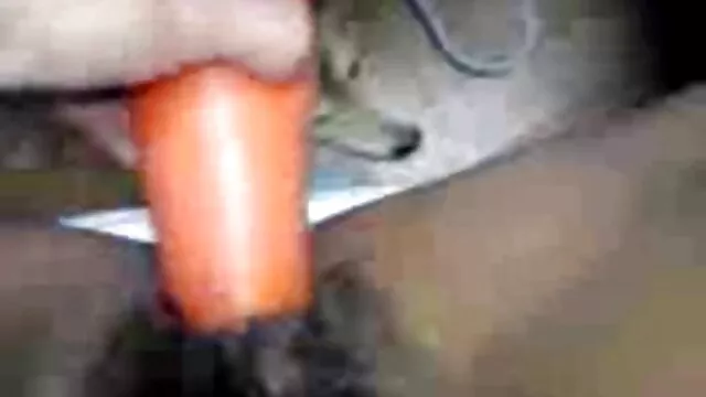 A ingyenszexfilmek zord szőke hajú csaj természetes mellekkel szar kutyus stílust kap