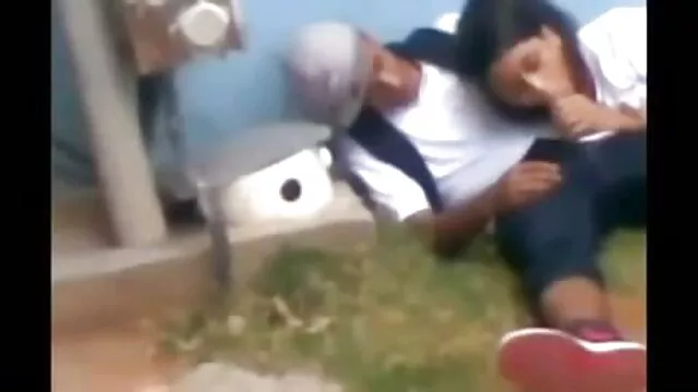 A kanos pár elalvás előtt hatalmas mellek megvadul